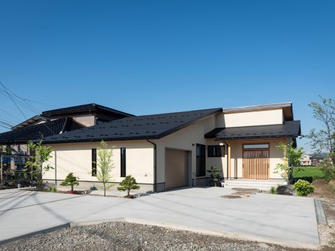 自然豊かな景色に癒される平屋住宅